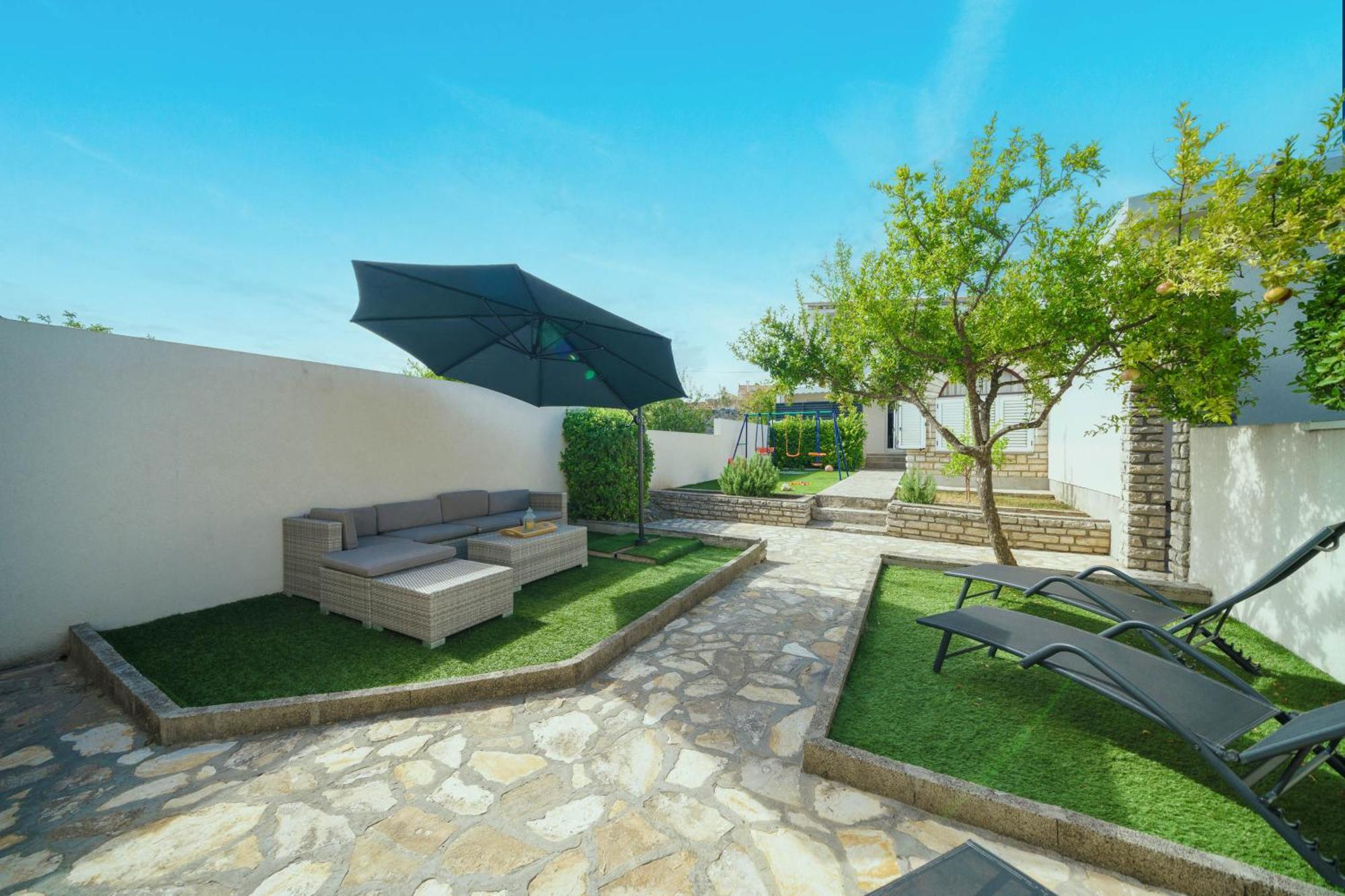 Holiday Home Oliva Vodice Bagian luar foto
