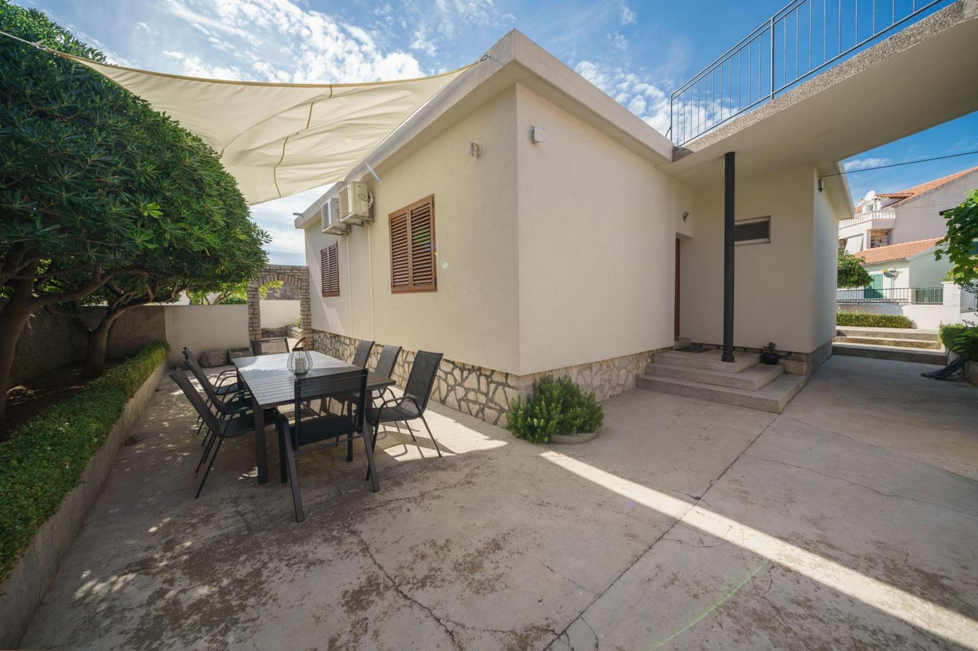 Holiday Home Oliva Vodice Bagian luar foto