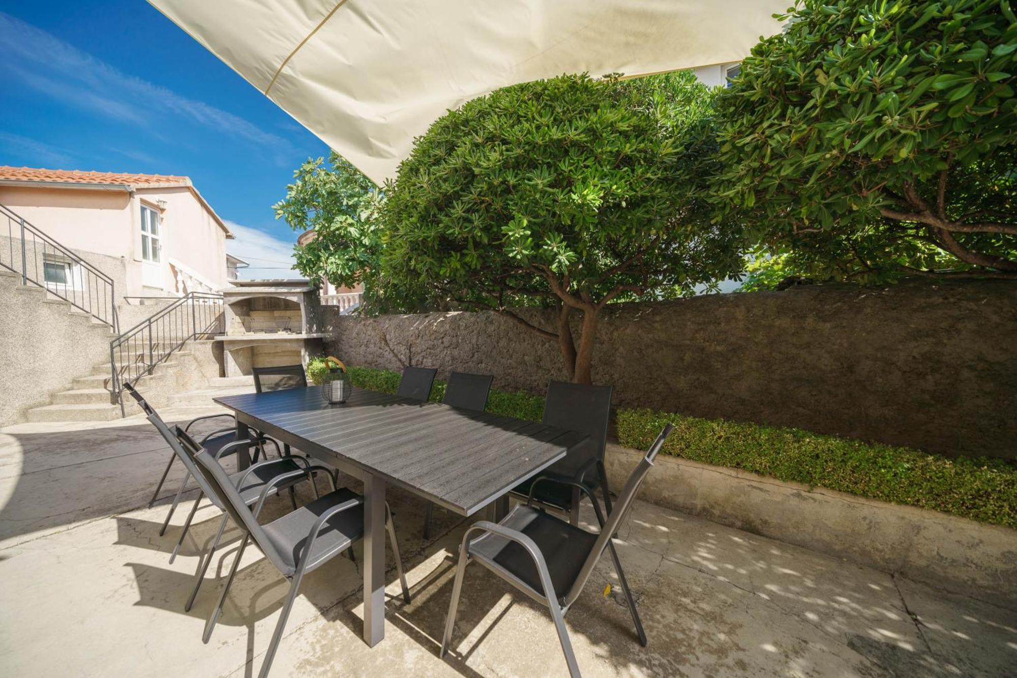 Holiday Home Oliva Vodice Bagian luar foto