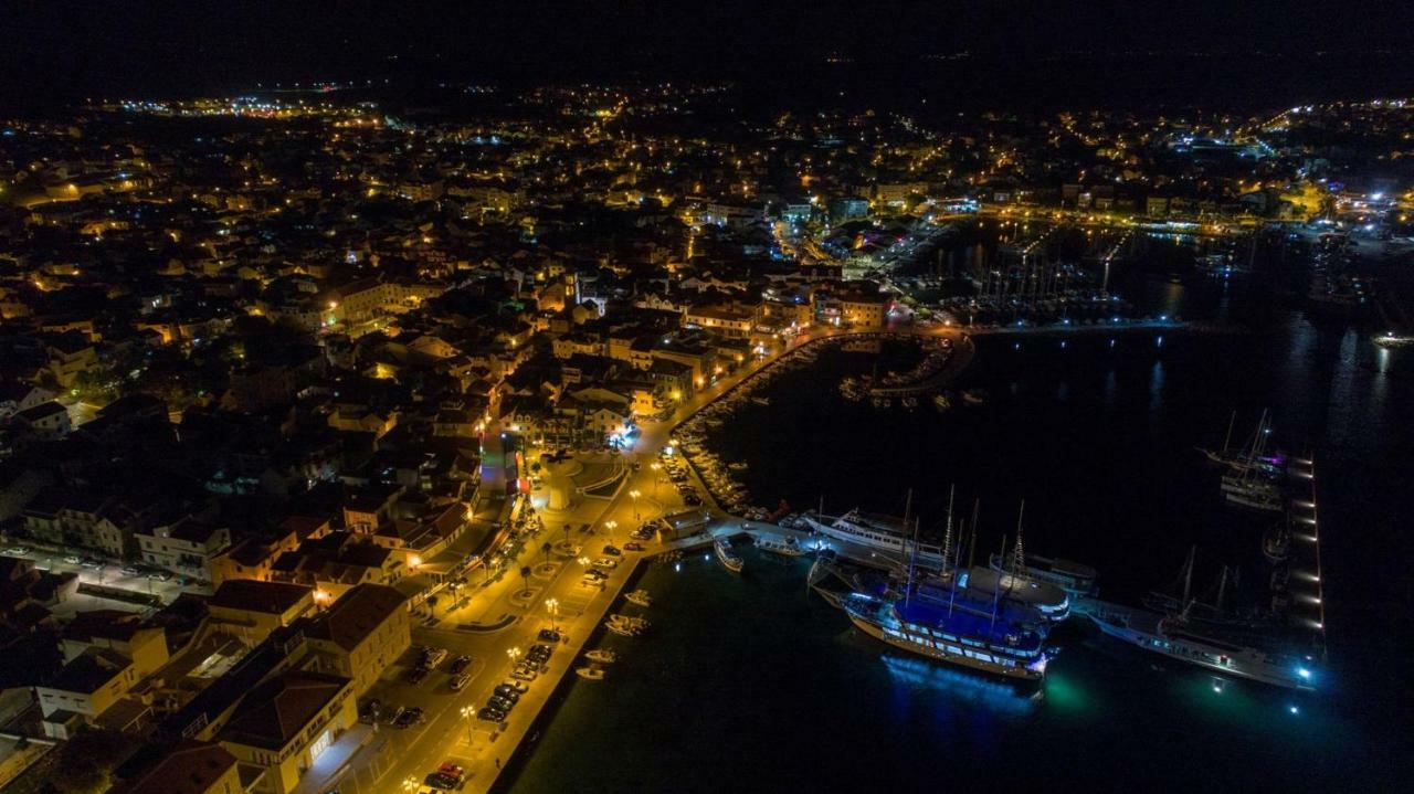 Holiday Home Oliva Vodice Bagian luar foto